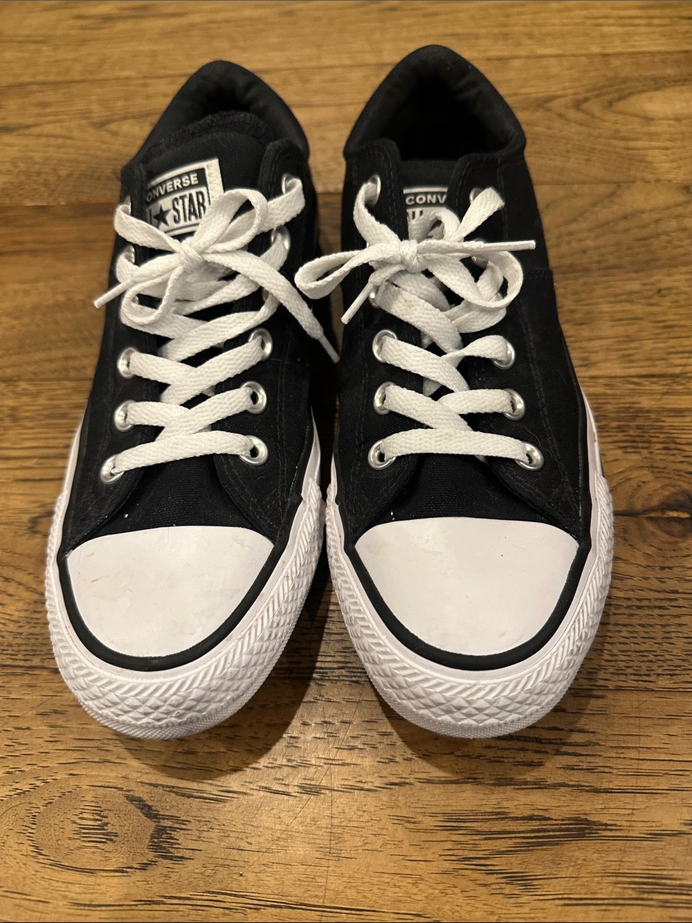 Converse Chuck Taylor All Star Madison Low Top Sneakers - Black/White - Size 8 - Picture 1 of 7